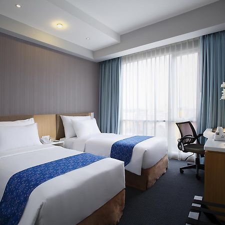 Hotel Grandhika Setiabudi Medan Kültér fotó